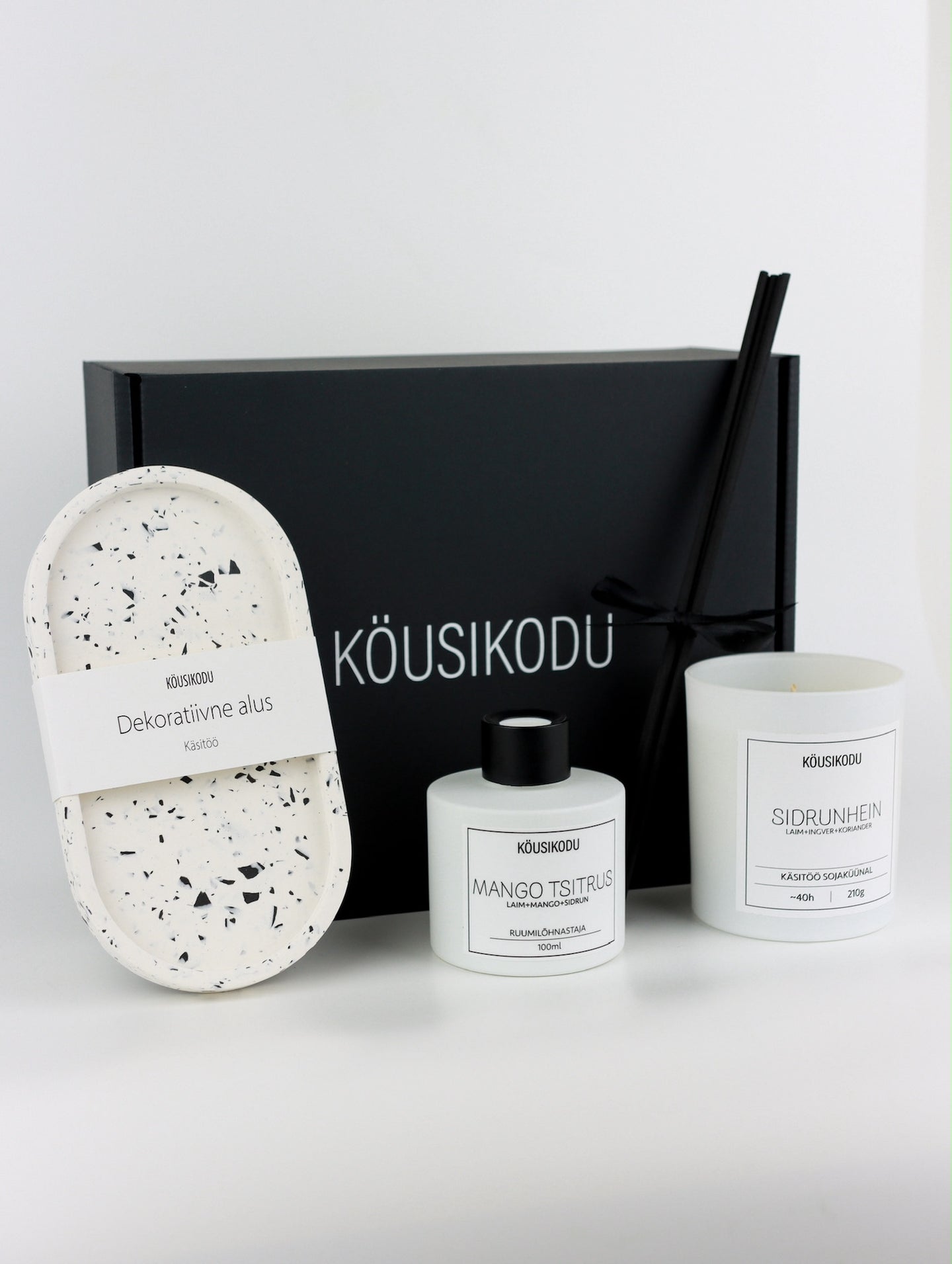 Kinkekomplekt VALGE alusega